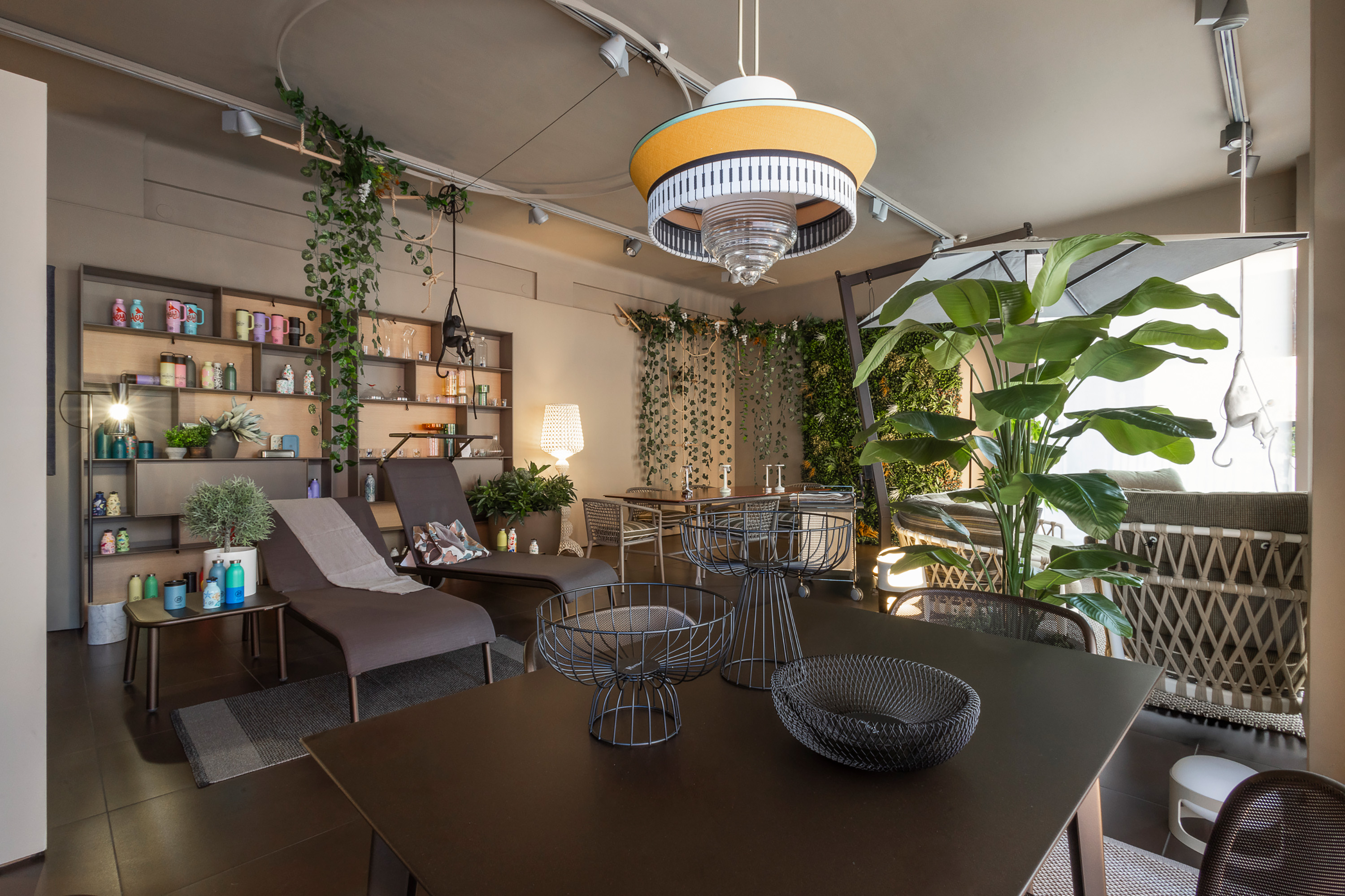 Showroom outdoor